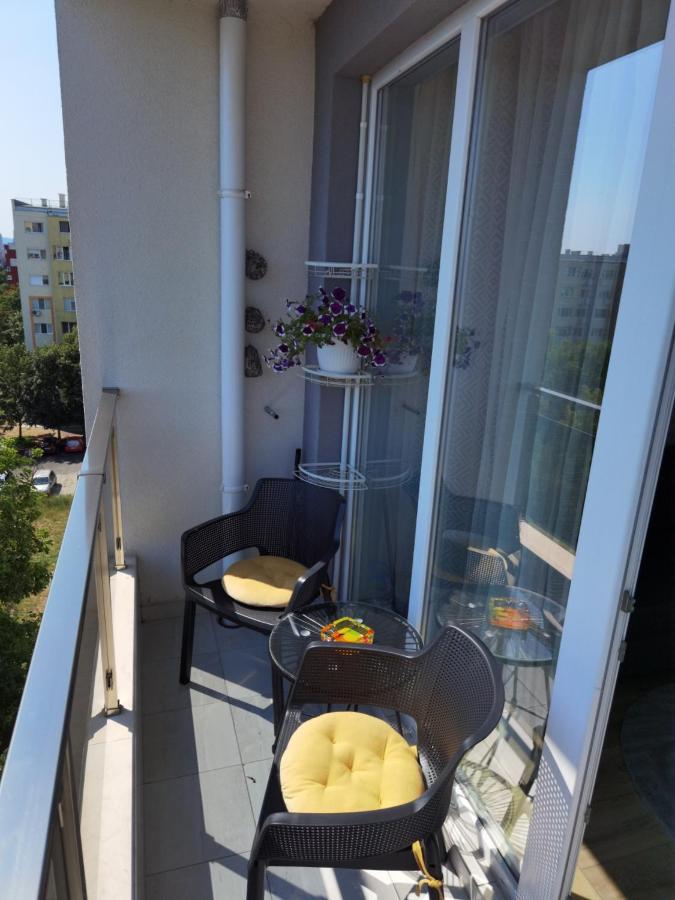 Ferienwohnung Airluxapartament Burgas City Exterior foto